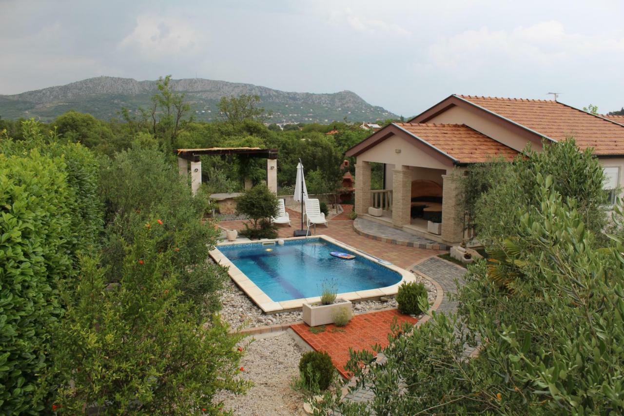 Villa Aleksandra Ljubuški Exterior foto